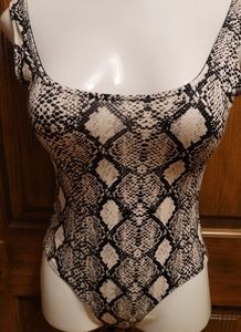 Windsor Snake Skin Body Suit Black and Gray P2P 31" L 18"